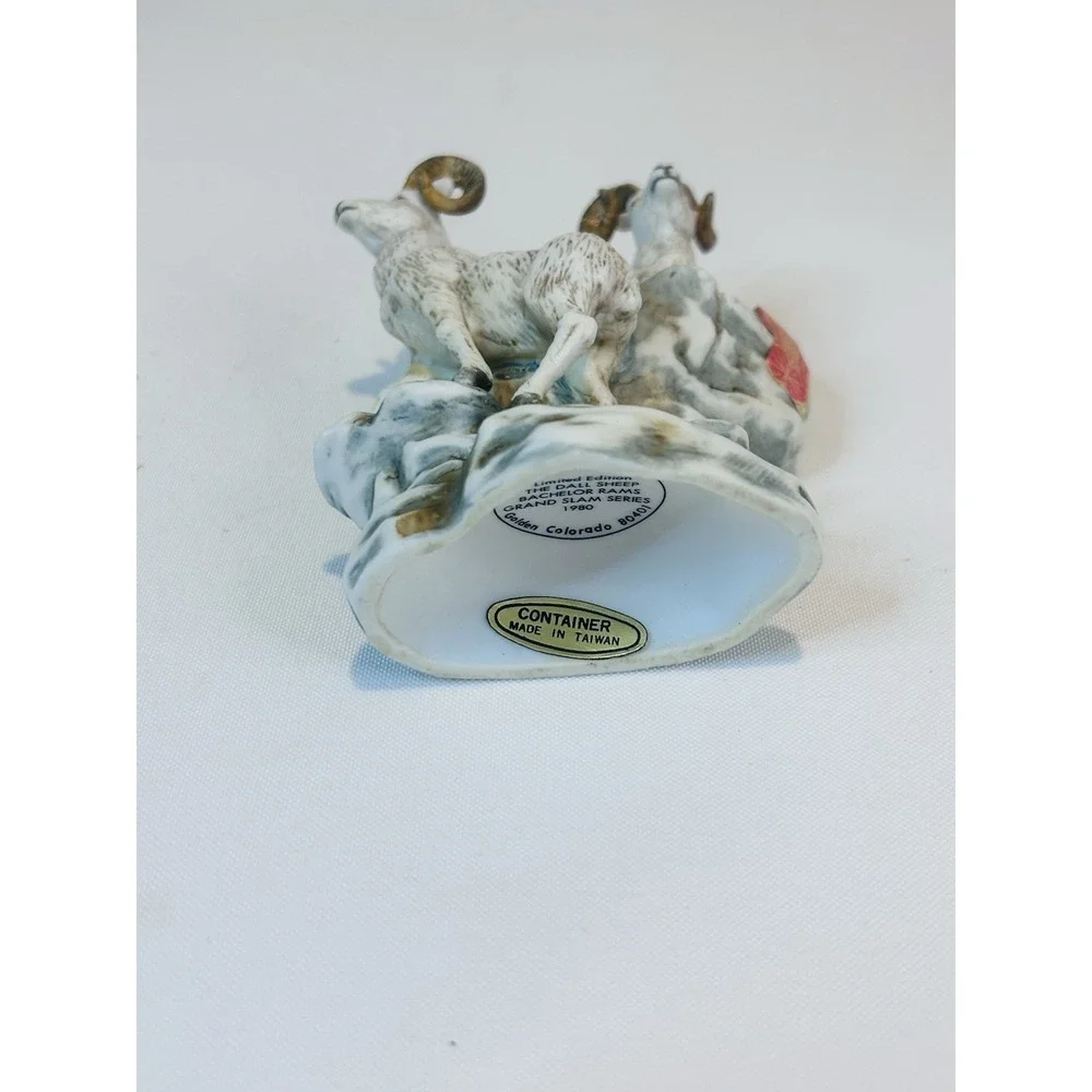 Ski Country Dall Sheep Bachelor Rams 1980 Grand Slam Series Decanter Empty